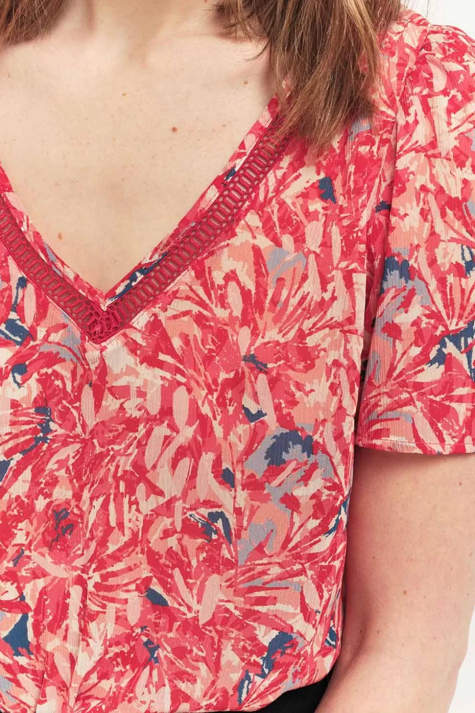 One Step Casa - Top Hibiscus A Imprime Palmes Abstraites Recycle Fashion