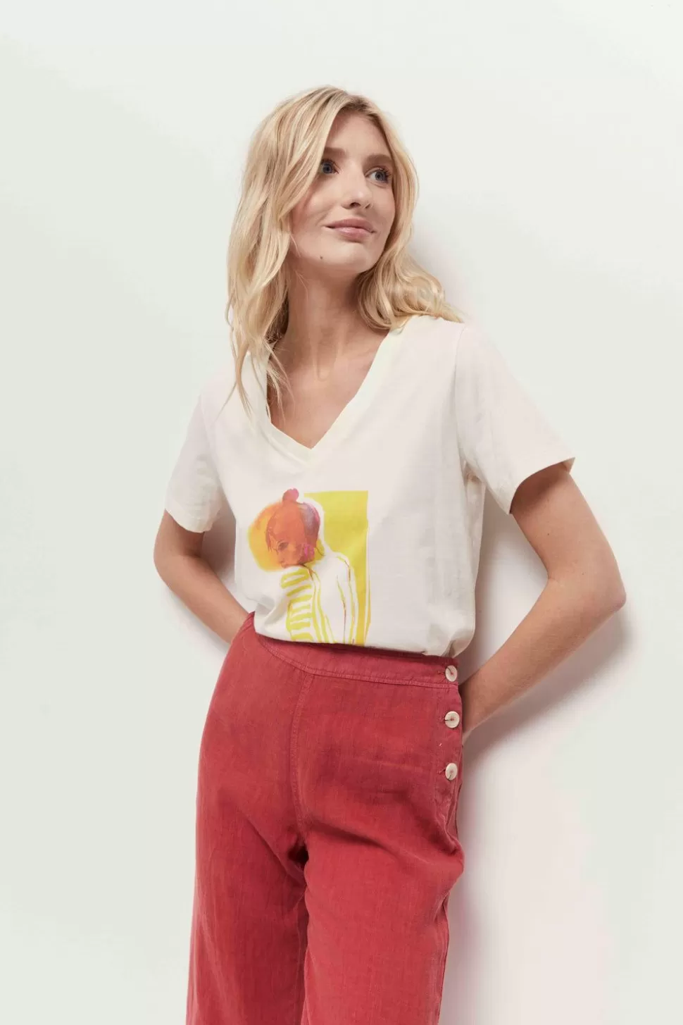 One Step Madian - T-Shirt Ivoire A Serigraphie Femme A L'Aquarelle Sale