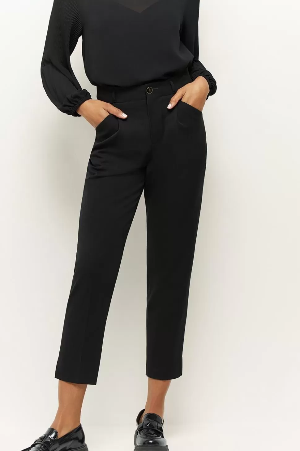 One Step Poppy - Pantalon Droit Noir Facon Laine Froide Sale