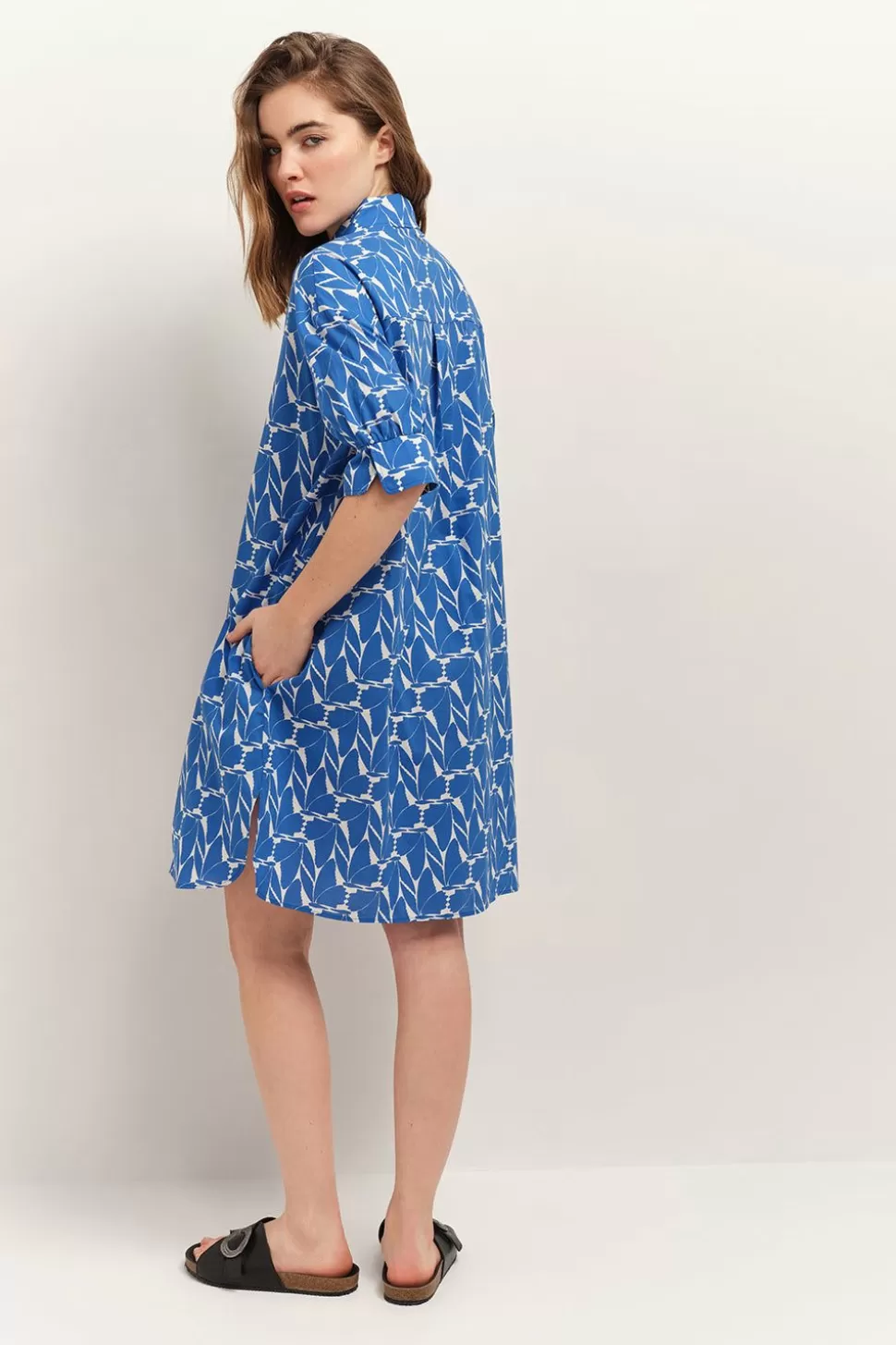 One Step Reach - Robe Chemise Santorin Blue A Imprime Papillon D'Azur Flash Sale