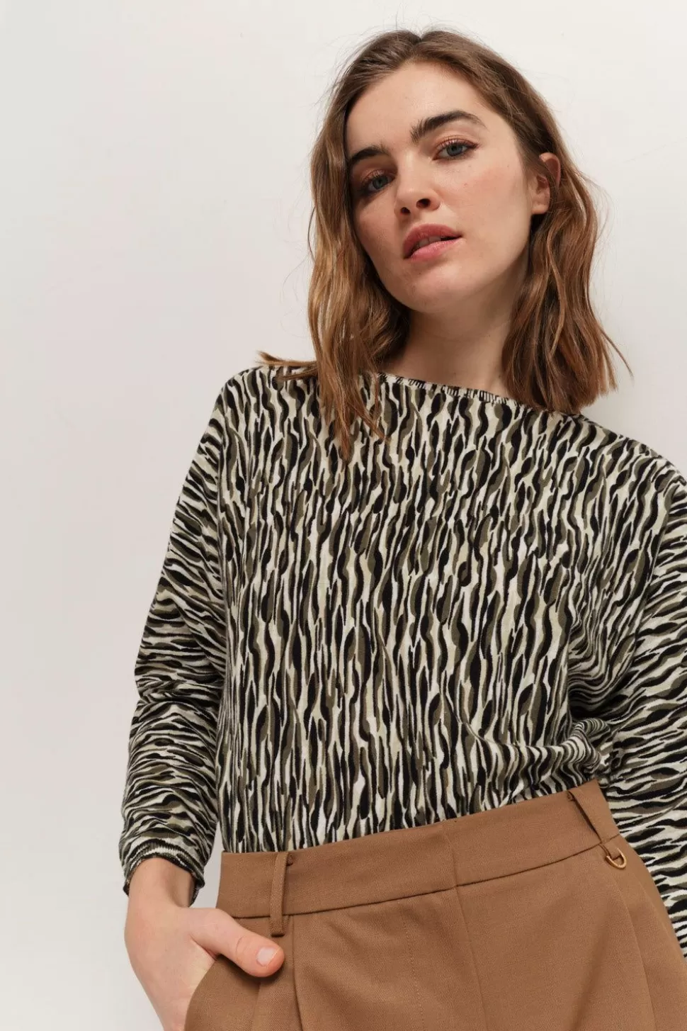 One Step Tecla - Pull Ecru Tricot A Imprime Zebre Abstrait Clearance
